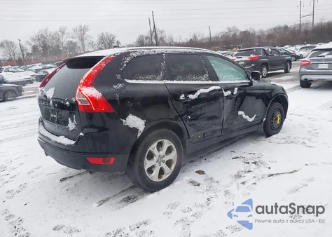 2013 Volvo Xc60 3.2/3.2 Platinum/3.2 Premier/3.2 Premier Plus from USA, damaged, VIN YV4940DZ7D2398044
